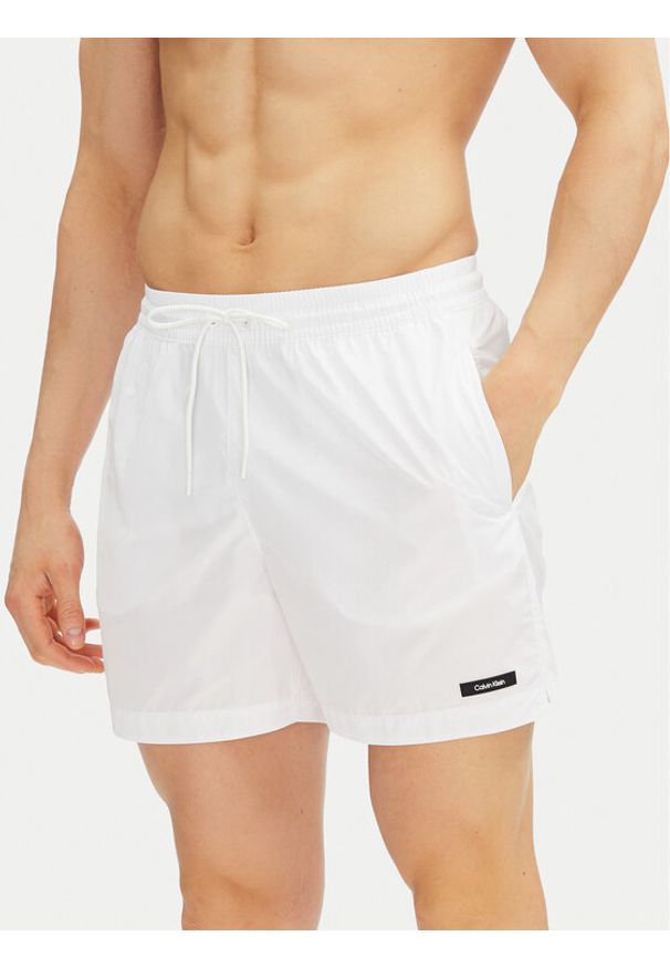 Calvin Klein Swimwear Szorty kąpielowe KM0KM01111 Biały Regular Fit. Kolor: biały. Materiał: syntetyk