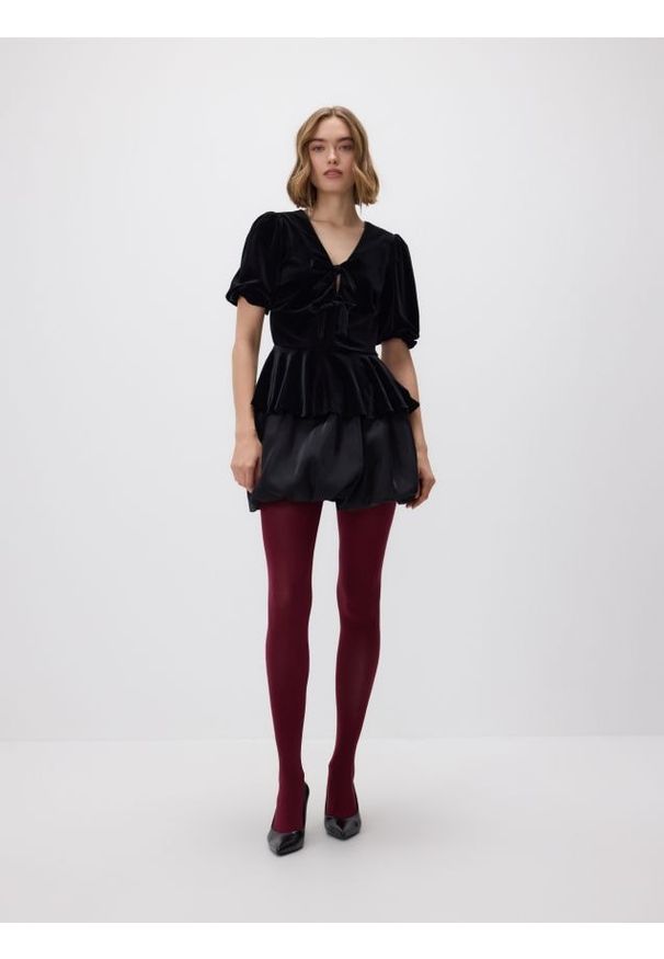 Reserved - Welurowa bluzka - czarny. Kolor: czarny. Materiał: welur