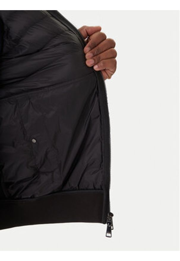 TOMMY HILFIGER - Tommy Hilfiger Kurtka przejściowa Mix Media Ess MW0MW41329 Czarny Regular Fit. Kolor: czarny. Materiał: bawełna