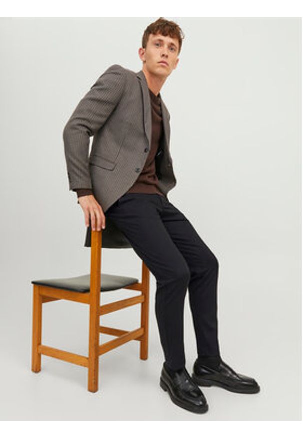 Jack & Jones - Jack&Jones Chinosy Marco 12237523 Czarny Slim Fit. Kolor: czarny. Materiał: syntetyk