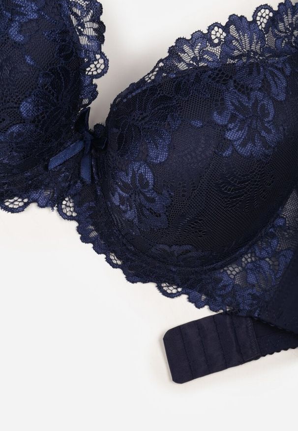 Renee - Granatowy Koronkowy Biustonosz w Klasycznym Stylu Coralee. Kolor: niebieski. Materiał: koronka. Wzór: aplikacja, gładki
