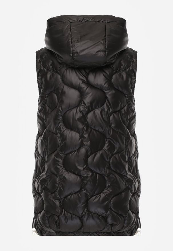 Renee - Czarna Kamizelka z Odpinanym Kapturem Ozdobnie Pikowana Silzeki. Okazja: na co dzień. Kolor: czarny. Materiał: materiał, jeans. Sezon: jesień, wiosna. Styl: sportowy, klasyczny, elegancki, casual