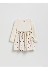 Reserved - Dzianinowa sukienka - kremowy. Kolor: kremowy. Materiał: dzianina #1