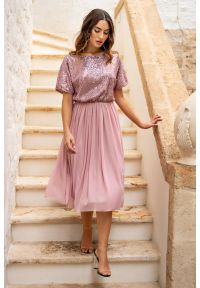 Awama - Koktajlowa sukienka na wesele rozkloszowana z cekinami róż. Okazja: na ślub cywilny, na wesele, na imprezę. Kolor: czarny, różowy, beżowy. Materiał: tiul. Styl: wizytowy #4