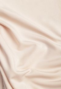 Born2be - Beżowa Dopasowana Sukienka z Marszczeniem i Dłuższym Tyłem Lilate. Okazja: na co dzień. Kolor: beżowy. Materiał: wiskoza. Długość rękawa: krótki rękaw. Typ sukienki: asymetryczne. Styl: casual, elegancki #5