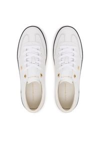TOMMY HILFIGER - Tommy Hilfiger Sneakersy Th Chic Low Profile Vulc FW0FW09104 Biały. Kolor: biały. Materiał: skóra #5