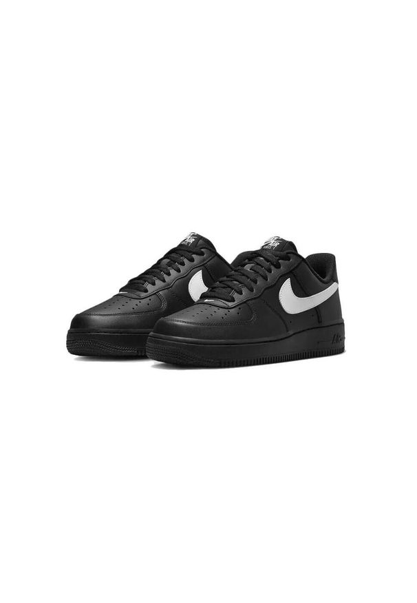 Nike - Buty sportowe Sneakersy męskie, Air Force 1 07. Kolor: biały, wielokolorowy, czarny. Materiał: skóra. Model: Nike Air Force. Sport: turystyka piesza