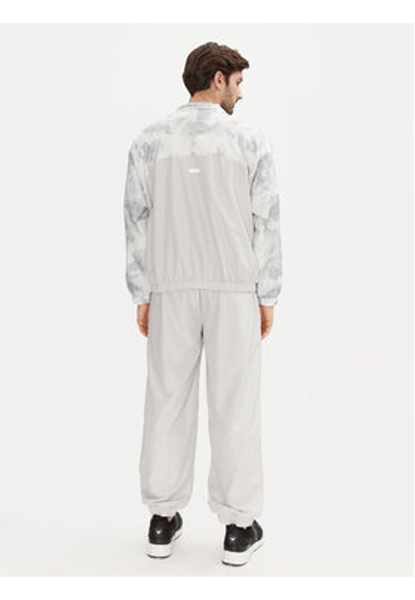 EA7 Emporio Armani Dres 7M000078 AF12948 U8011 Szary Regular Fit. Kolor: szary. Materiał: syntetyk