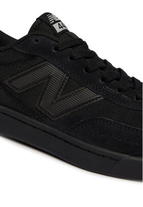 New Balance Sneakersy UN440BVU Czarny. Kolor: czarny. Materiał: skóra, zamsz