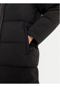 Guess Jeans Kurtka zimowa W4BL24 WGII2 Czarny Regular Fit. Kolor: czarny. Materiał: syntetyk. Sezon: zima #4