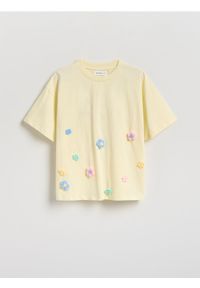 Reserved - Bawełniany t-shirt z aplikacją 3d - jasnożółty. Kolor: żółty. Materiał: bawełna. Wzór: aplikacja #1