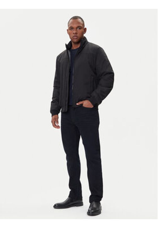 Geox Kurtka bomber Vincit M5620C T3127 F9000 Czarny Regular Fit. Kolor: czarny. Materiał: syntetyk