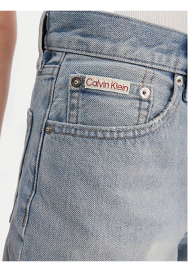 Calvin Klein Jeans Szorty jeansowe LV047F766G Niebieski Relaxed Fit. Kolor: niebieski. Materiał: bawełna, jeans
