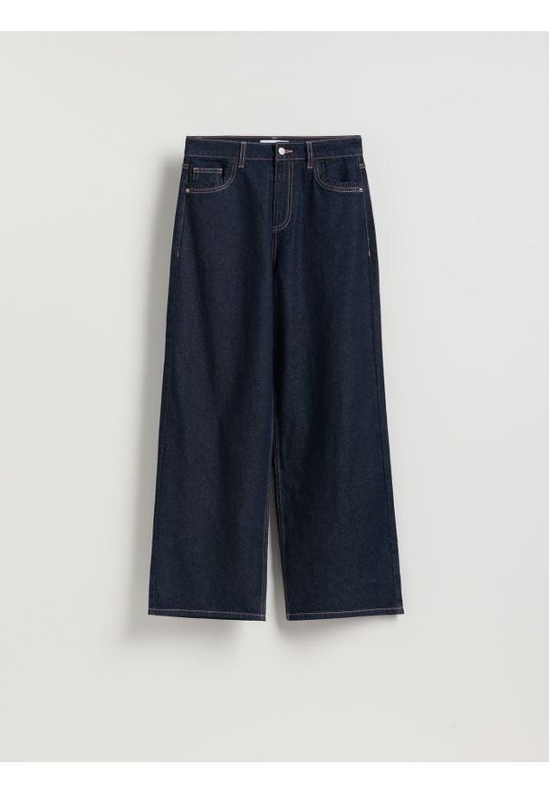 Reserved - Jeansy wide leg - granatowy. Kolor: niebieski