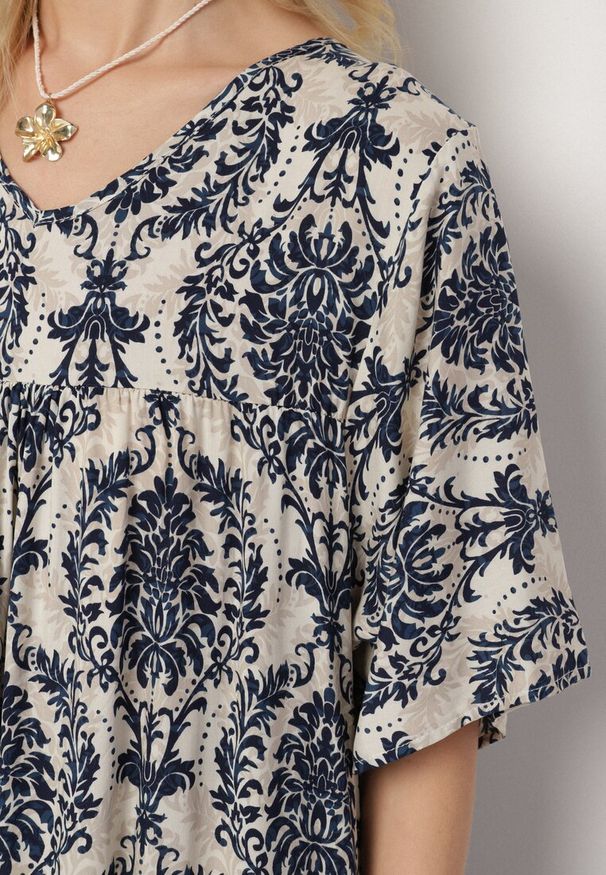 Born2be - Niebieska Sukienka z Bawełną w Abstrakcyjny Wzór Filindela. Okazja: na spacer, na co dzień. Kolor: niebieski. Materiał: bawełna. Wzór: aplikacja. Styl: klasyczny, casual, elegancki