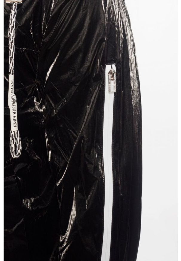 Emporio Armani - EMPORIO ARMANI Czarna męska kurtka z tkaniny technicznej extra shiny glass, Rozmiar 54. Kolor: czarny. Materiał: tkanina