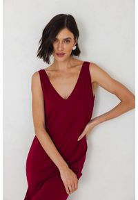 SUKIENKA ATENA BORDOWA XS - Flawless. Okazja: na co dzień. Typ kołnierza: dekolt w kształcie V. Kolor: czerwony. Materiał: bawełna, materiał, wiskoza, prążkowany. Sezon: lato, wiosna. Typ sukienki: proste. Styl: wakacyjny, elegancki, casual