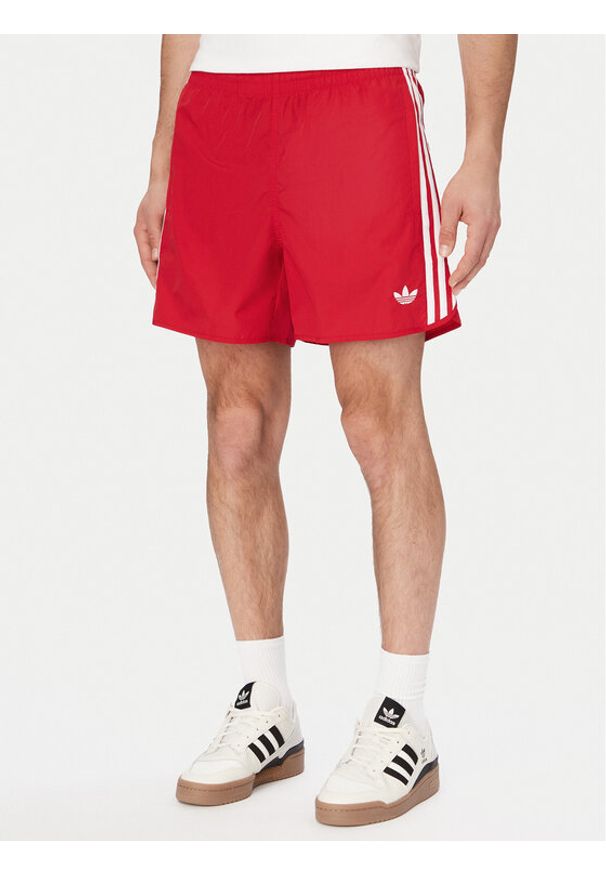 Adidas - adidas Szorty sportowe Sprinter KE3570 Czerwony Regular Fit. Kolor: czerwony. Materiał: syntetyk. Styl: sportowy