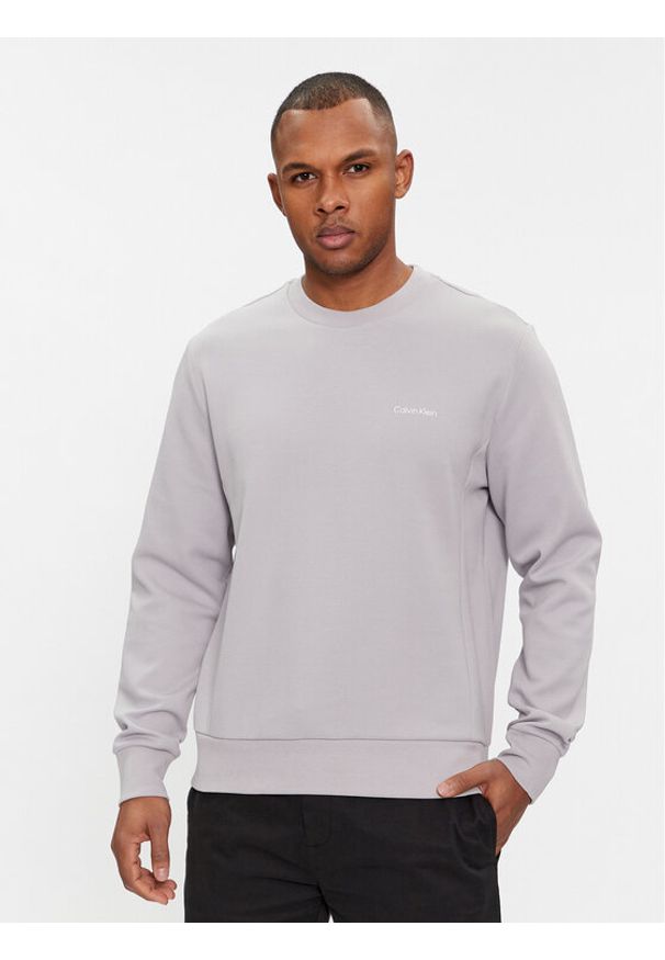 Calvin Klein Bluza Micro Logo K10K109926 Szary Regular Fit. Kolor: szary. Materiał: syntetyk, bawełna