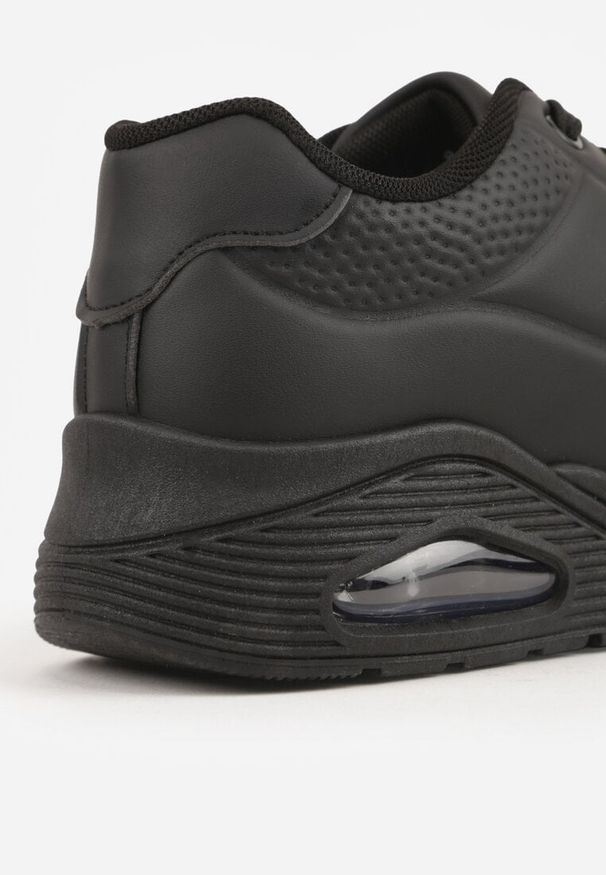 Renee - Czarne Sneakersy na Platformie z Transparentną Wstawką przy Podeszwie Riovira. Kolor: czarny. Obcas: na platformie