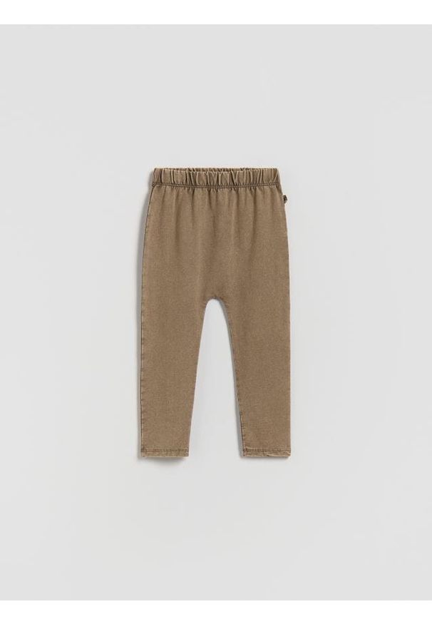 Reserved - Bawełniane legginsy - ciemnobrązowy. Kolor: brązowy. Materiał: bawełna
