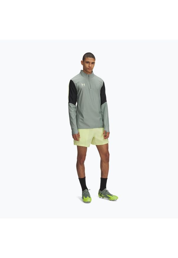 Spodenki piłkarskie męskie Under Armour Challenger Pro Woven. Kolor: żółty. Sport: piłka nożna