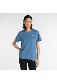 Koszulka damska New Balance WT41509SRU – niebieska. Kolor: niebieski. Materiał: bawełna. Długość rękawa: krótki rękaw. Długość: krótkie