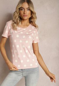 Renee - Różowy Bawełniany T-shirt w Kwiatki z Aplikacją z Cyrkonii Ogerdia. Okazja: na co dzień. Kolor: różowy. Materiał: bawełna. Wzór: kwiaty, aplikacja. Styl: casual #3