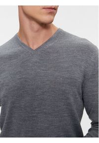 Calvin Klein Sweter K10K110423 Szary Slim Fit. Kolor: szary. Materiał: wełna #4