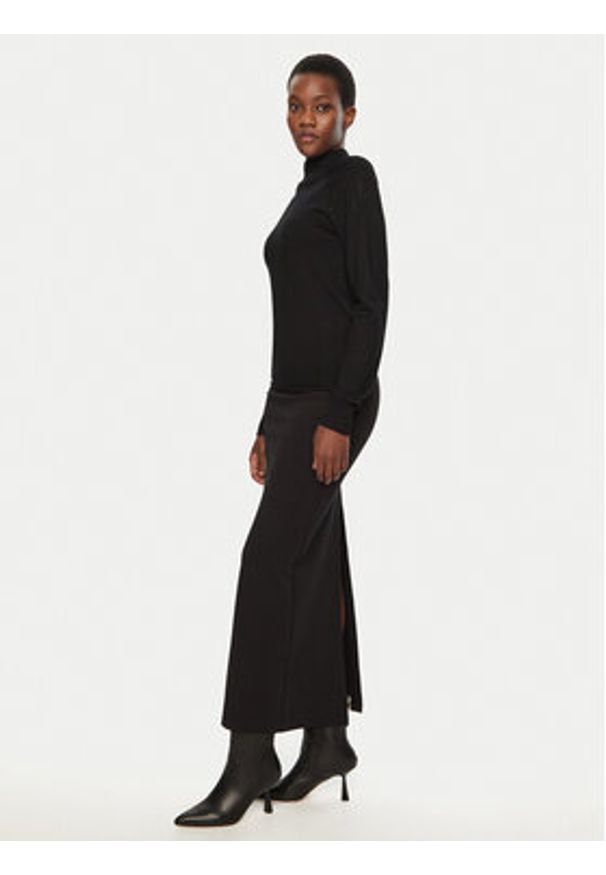 Morgan Sweter 242-MPRETTY Czarny Slim Fit. Kolor: czarny. Materiał: syntetyk
