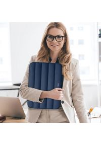 TECH-PROTECT - Etui Tech-Protect Fluffy Laptop 13-14 granatowy. Kolor: niebieski. Materiał: materiał. Styl: elegancki, casual #3