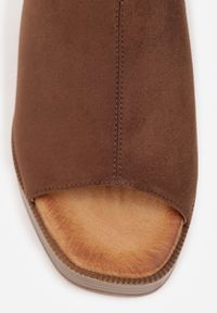 Renee - Brązowe Sandały VICES na Słupku i Platformie Stylizowanych na Drewniane Lobenti. Zapięcie: sprzączka. Kolor: brązowy. Materiał: jeans. Sezon: lato. Obcas: na platformie #5