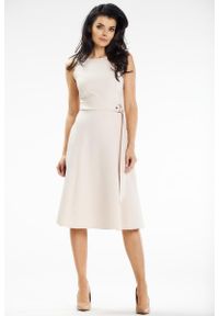 Awama - Elegancka sukienka rozkloszowana midi beżowa. Kolor: beżowy. Styl: elegancki. Długość: midi #3