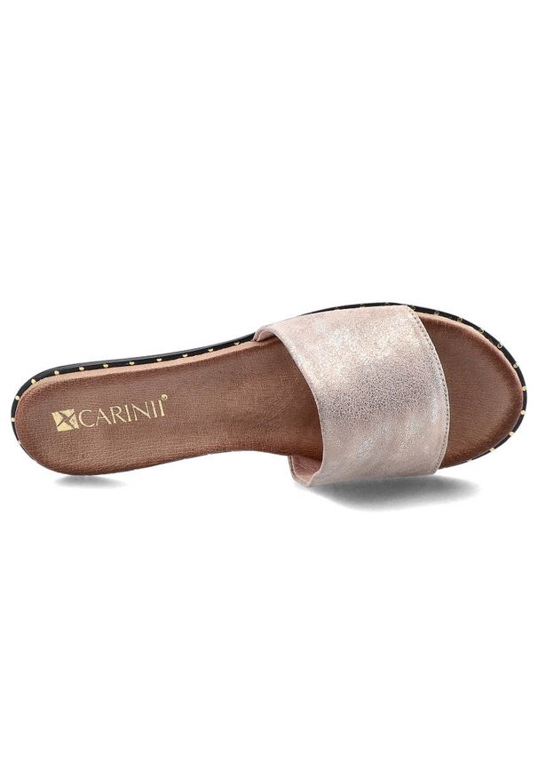 Klapki damskie Carinii, wsuwane na płaskiej podeszwie, różowo-złote, S4472_-420-180-000-971. Okazja: na spacer, na co dzień. Zapięcie: bez zapięcia. Kolor: różowy. Sezon: lato. Obcas: na płaskiej podeszwie. Styl: casual, elegancki, wakacyjny