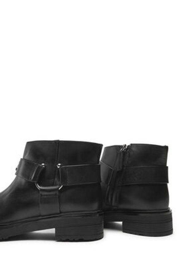 Patrizia Pepe Botki 2Y0032/L078-K103 Czarny. Kolor: czarny. Materiał: skóra