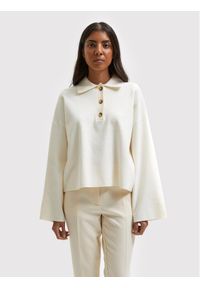 Selected Femme Sweter Cassi 16083225 Biały Relaxed Fit. Kolor: biały. Materiał: wiskoza #1