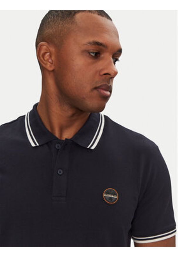 Napapijri Polo E-Macas NP0A4ID51761 Granatowy Regular Fit. Typ kołnierza: polo. Kolor: niebieski. Materiał: bawełna