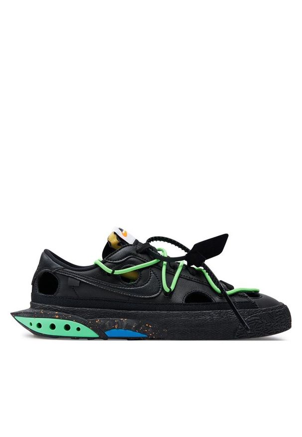 Buty Nike. Kolor: czarny