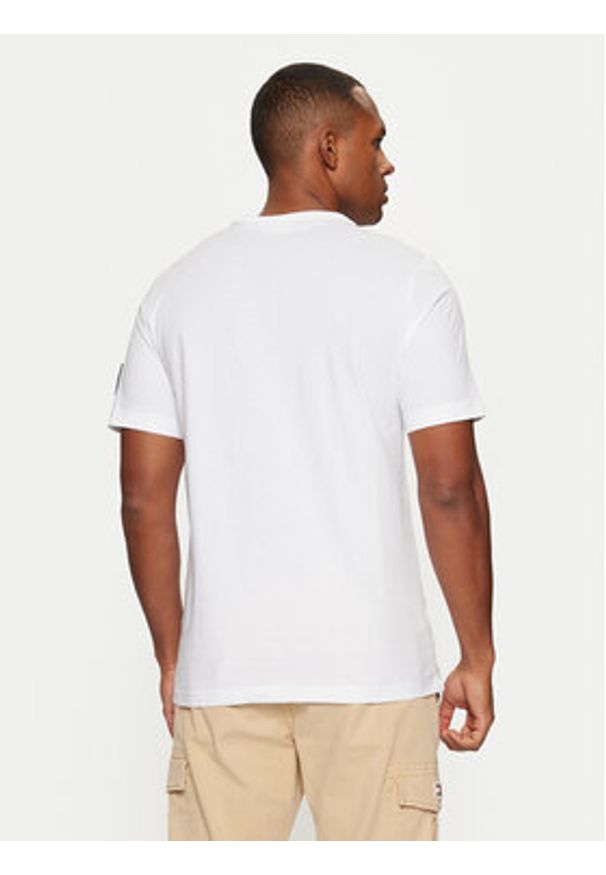 Calvin Klein Jeans T-Shirt J30J323484 Biały Regular Fit. Kolor: biały. Materiał: bawełna