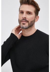 Sisley Sweter z domieszką wełny męski kolor czarny. Okazja: na co dzień. Kolor: czarny. Materiał: wełna. Długość rękawa: długi rękaw. Długość: długie. Styl: casual