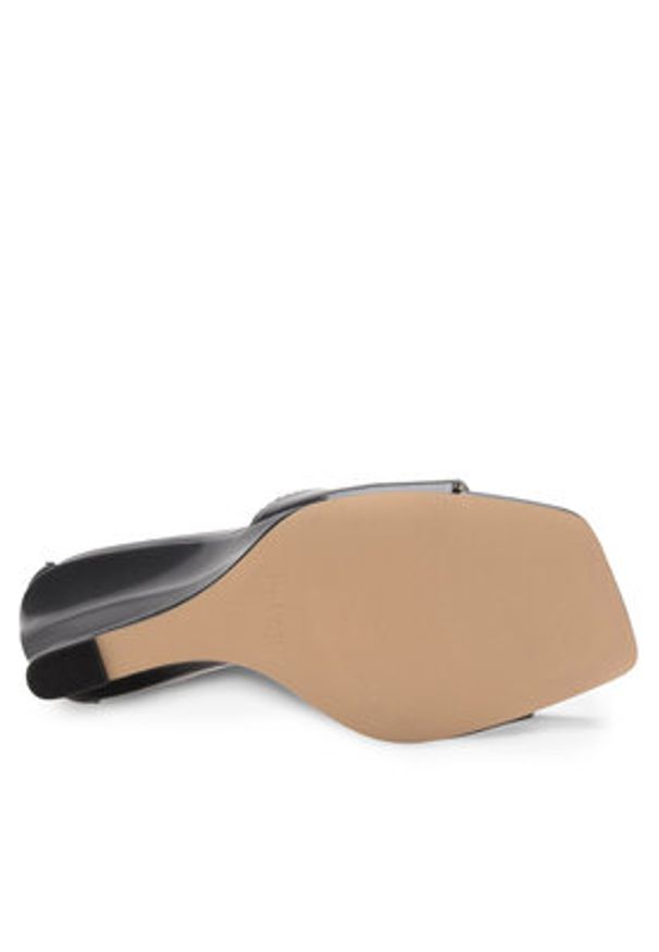 Nine West Sandały ALAYNA FF-2155 Czarny. Kolor: czarny. Materiał: syntetyk