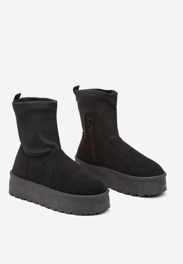 Born2be - Czarne Śniegowce na Grubej Podeszwie z Dopasowaną Cholewką Lannira. Okazja: na spacer. Kolor: czarny. Materiał: wełna, jeans. Szerokość cholewki: normalna. Sezon: zima. Styl: elegancki