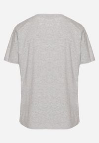 Born2be - Jasnoszary Bawełniany T-shirt Ozdobiony Nadrukiem Nelltaria. Okazja: na co dzień. Kolor: szary. Materiał: bawełna. Wzór: aplikacja, nadruk. Sezon: lato, wiosna. Styl: elegancki, casual #4