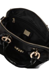 Kazar - Lakierowana czarna torebka do noszenia za uchwyty i na ramieniu. Kolor: czarny. Wzór: aplikacja. Materiał: lakierowane, skórzane. Styl: elegancki, klasyczny. Rodzaj torebki: na ramię #2