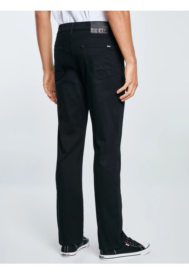 Big-Star - Jeansy męskie z prostą nogawką czarne Toros 915. Stan: podwyższony. Kolor: czarny. Długość: długie. Styl: elegancki