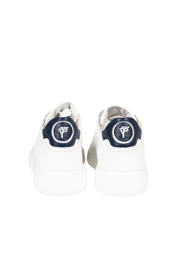 Ice Play Sneakersy | TENDER001M3L1 | Mężczyzna | Biały. Okazja: na spacer, na co dzień. Nosek buta: okrągły. Kolor: biały. Materiał: skóra. Sport: turystyka piesza