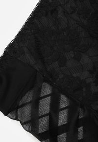 Renee - Czarne Siateczkowe Majtki Figi High Waist z Koronkowymi Zdobieniami Heylih. Stan: podwyższony. Kolekcja: plus size. Kolor: czarny. Materiał: koronka. Wzór: aplikacja #3