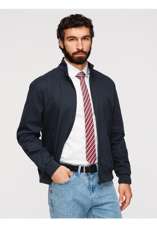 Ombre Clothing - Kurtka męska Harrington ze stójką i podszewką w kratę - granatowa V2 - Rozmiar: XXL. Okazja: na co dzień, do pracy. Typ kołnierza: kołnierzyk stójkowy. Kolor: niebieski. Materiał: poliester, jeans, skóra, bawełna, tkanina, materiał. Styl: casual