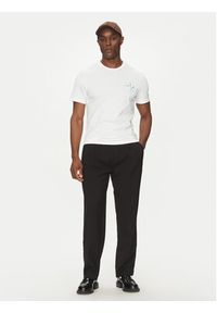 Calvin Klein T-Shirt Chest Logo K10K114146 Biały Regular Fit. Kolor: biały. Materiał: bawełna #4