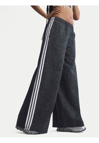 Adidas - adidas Jeansy Firebird Aop KD2816 Szary Loose Fit. Kolor: szary #1